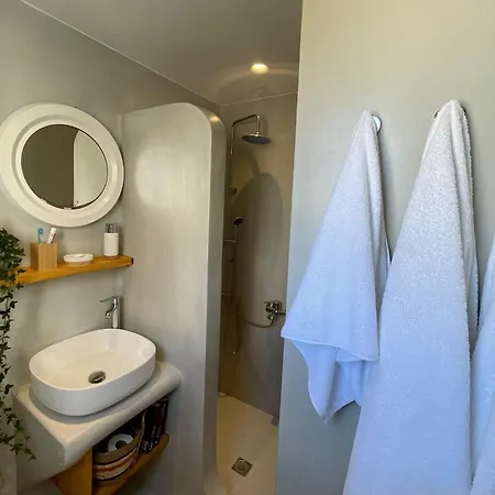 - 1br House - Islander House *